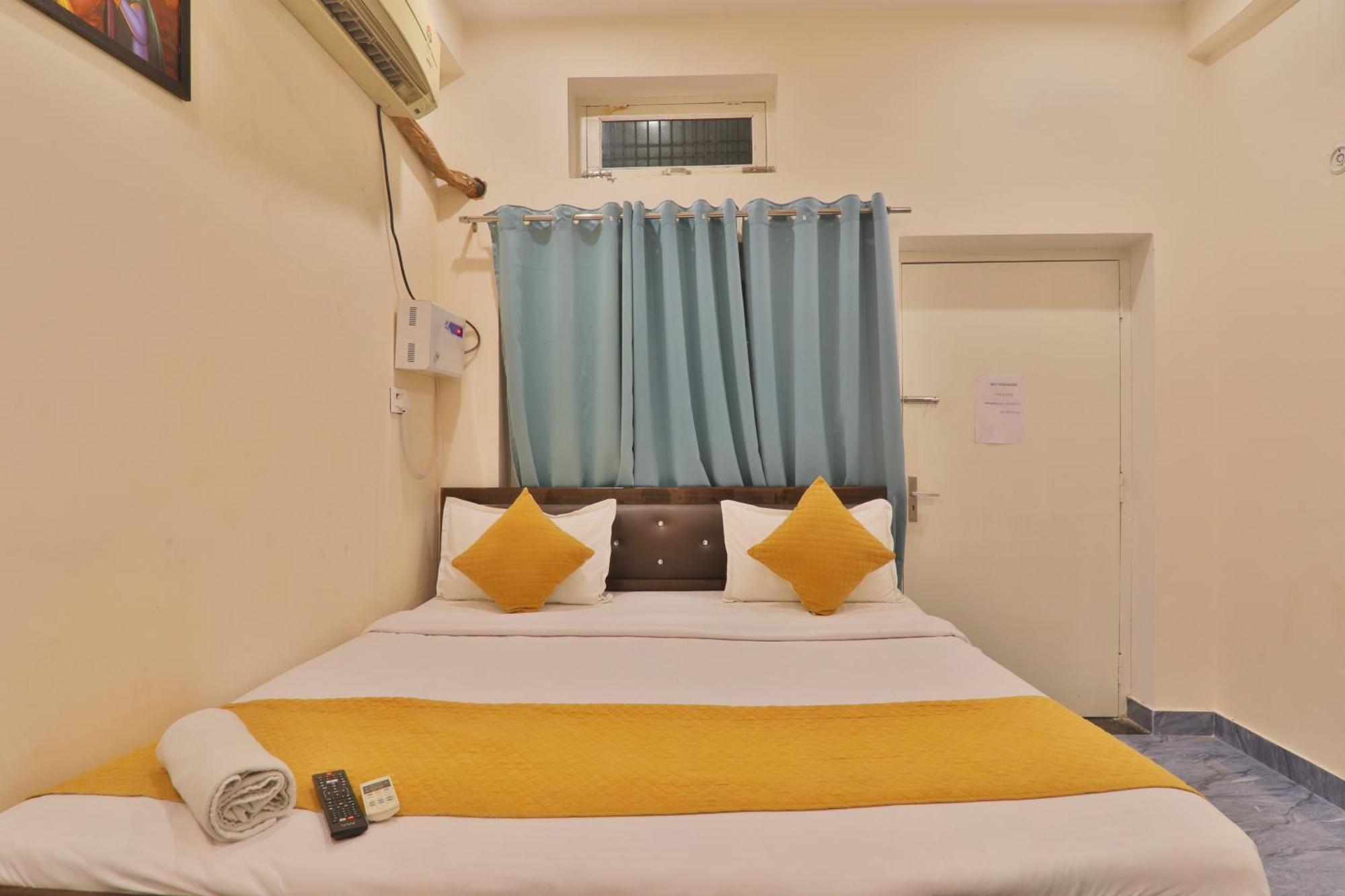 Hotel Ramayan Inn Free Pickup From Ayodhya Dham Junction ภายนอก รูปภาพ